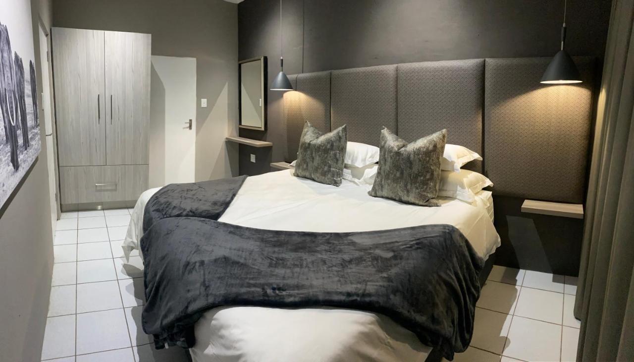 Adventure Apartment - Colchester - 5Km From Elephant Park Buitenkant foto